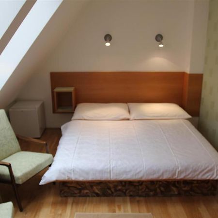 A.Dalia Hotel Karlovy Vary Luaran gambar