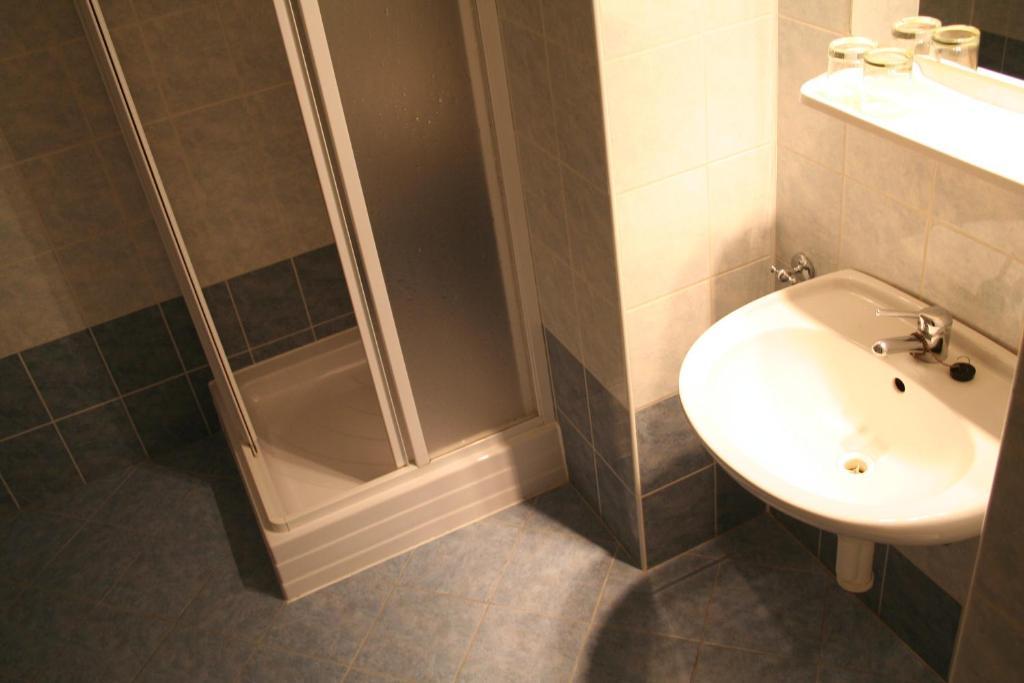 A.Dalia Hotel Karlovy Vary Luaran gambar