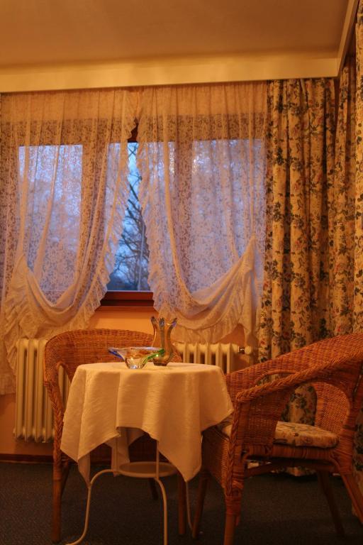 A.Dalia Hotel Karlovy Vary Luaran gambar
