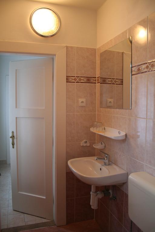 A.Dalia Hotel Karlovy Vary Luaran gambar